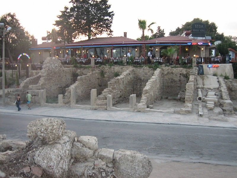 סייד Leda Beach Hotel מראה חיצוני תמונה